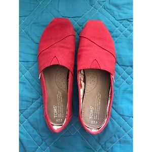 Classic red toms